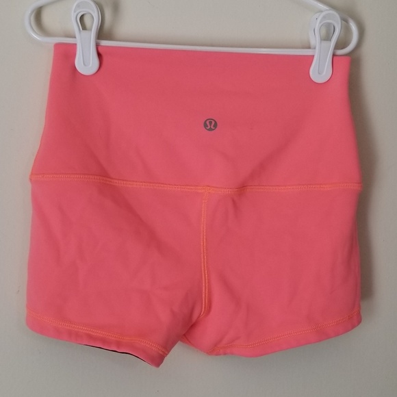 lululemon athletica Pants - Lululemon boogie shorts